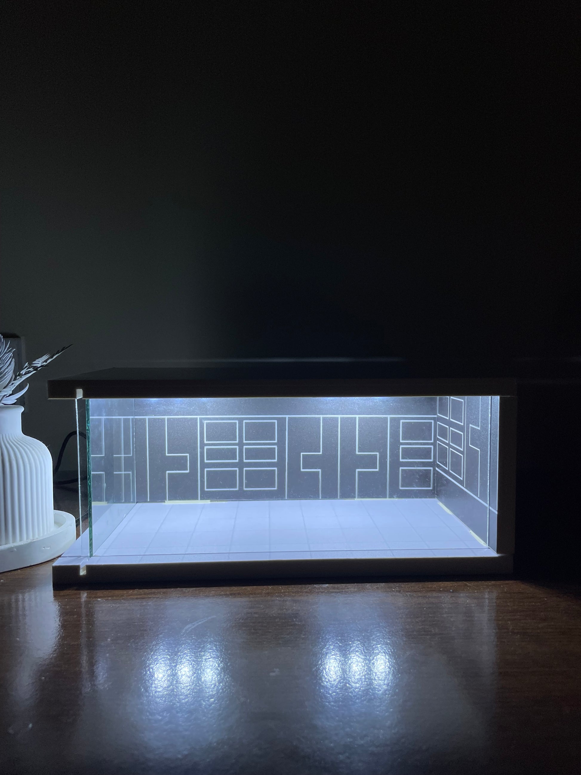 Black Showroom diorama