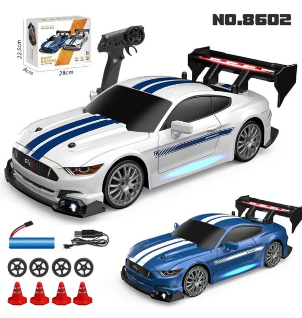 Ford Mustang - White